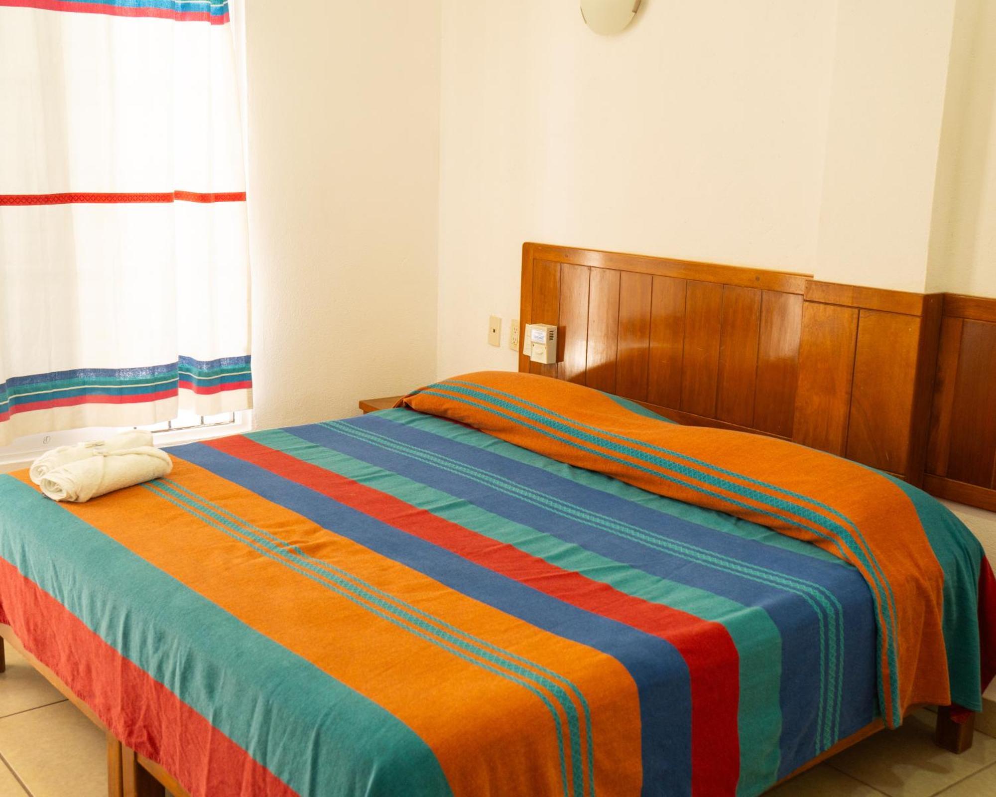 Hotel Vidamar Пуэрто-Эскондидо Экстерьер фото